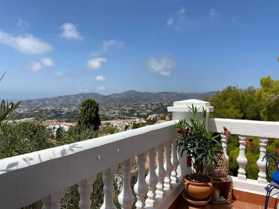 Precioso Apartamento Mandarinos Con Vistas Al Mar 内尔哈 外观 照片